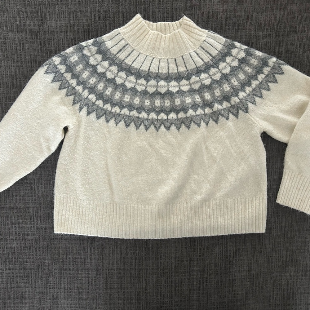 GAP Cream Sweater with Gray Fair Isle Yoke